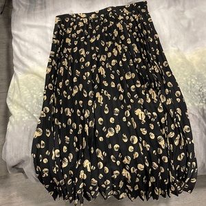 Skirt size large